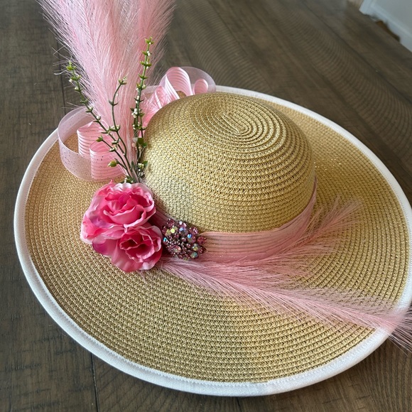 Kentucky Derby Hat - pink flowers, feathers and ribbon. Perfect for the big day - Picture 1 of 2